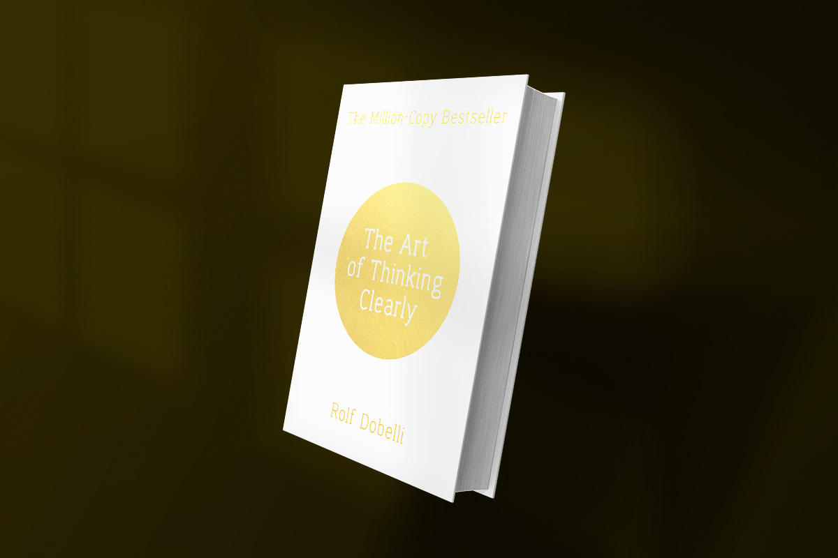Cover of "The Art of Thinking Clearly" by Rolf Dobelli, featuring minimalist white design with a golden circle and text in matching gold font.